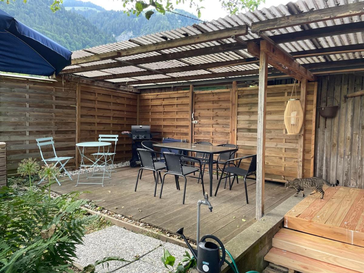 Edelweiss 4 Zi Ferienwohnung In Landhaus Frutigen Zewnętrze zdjęcie