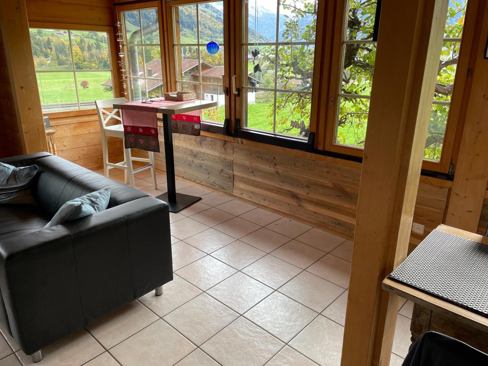 Edelweiss 4 Zi Ferienwohnung In Landhaus Frutigen Zewnętrze zdjęcie