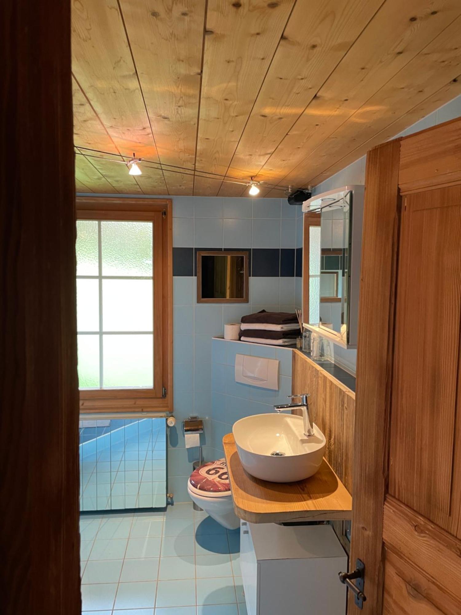 Edelweiss 4 Zi Ferienwohnung In Landhaus Frutigen Zewnętrze zdjęcie