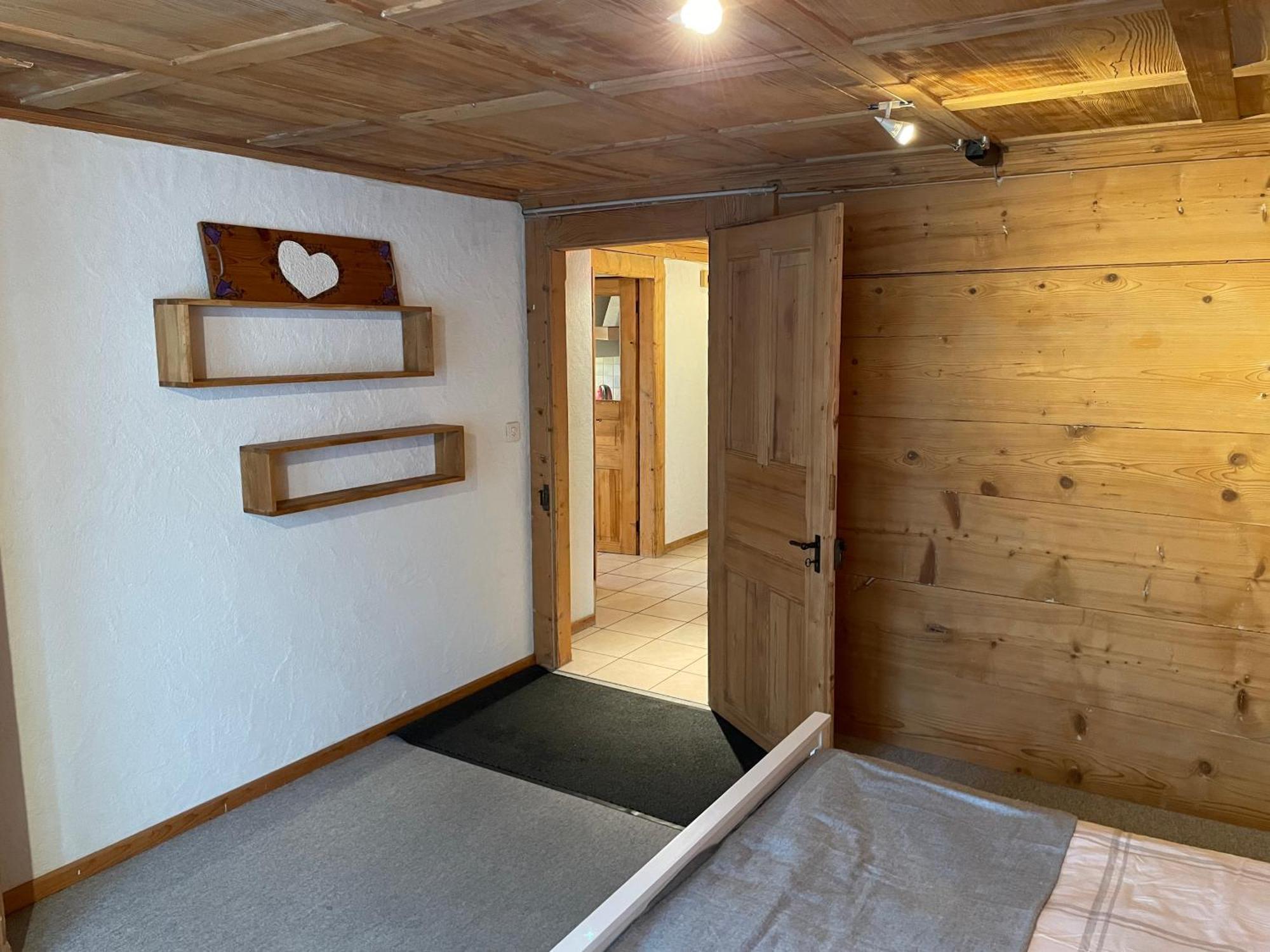 Edelweiss 4 Zi Ferienwohnung In Landhaus Frutigen Zewnętrze zdjęcie